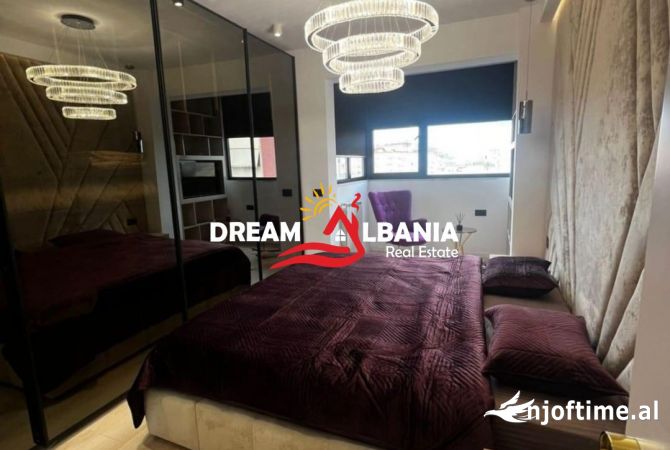 Shtepi me qera Apartament ne Tirane, 2+1, Mobilimi E mobiluar, Pagesa 1,800  Euro.
