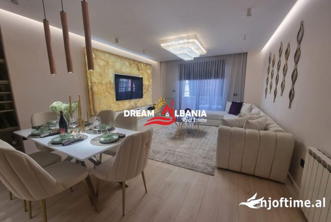 Shtepi me qera Apartament ne Tirane, 2+1, Mobilimi E mobiluar, Pagesa 1,800  Euro.