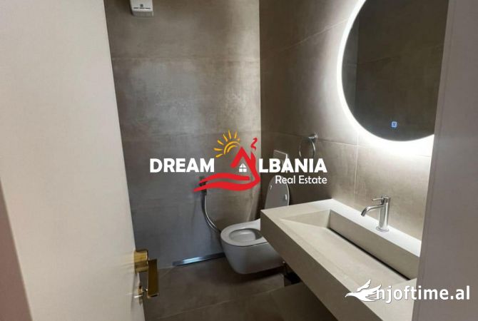 Shtepi me qera Apartament ne Tirane, 2+1, Mobilimi E mobiluar, Pagesa 1,800  Euro.