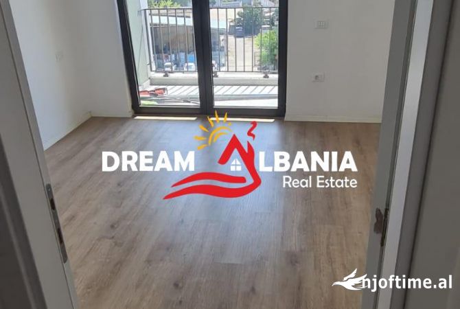Ambient biznesi me qera 3+1 ne Tirane - 600 Euro