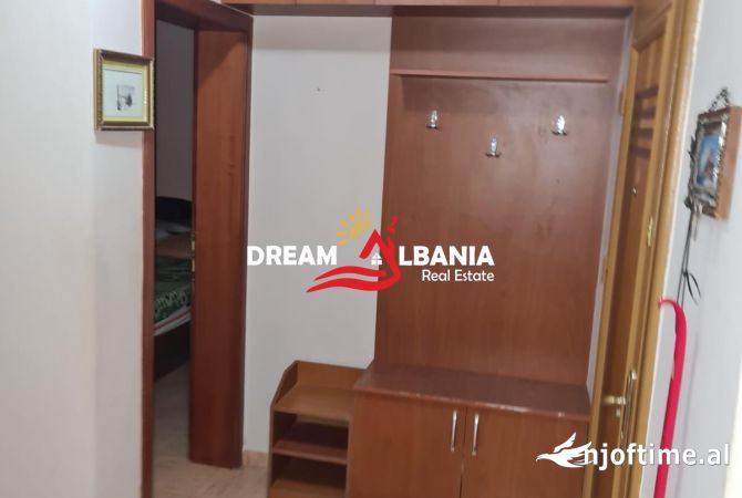 Shtepi ne shitje Apartament ne Tirane, 1+1, Mobilimi E mobiluar, Pagesa 76,000  Euro.