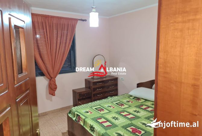 Shtepi ne shitje Apartament ne Tirane, 1+1, Mobilimi E mobiluar, Pagesa 76,000  Euro.