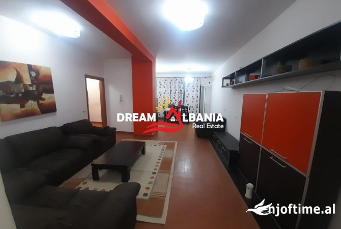 Shtepi ne shitje Apartament ne Tirane, 2+1, Mobilimi Pjeserisht e mobiluar, Pagesa 210,600  Euro.