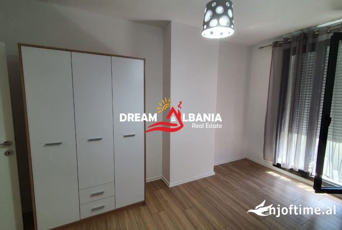 Shtepi me qera Apartament ne Tirane, 2+1, Mobilimi E mobiluar, Pagesa 650  Euro.