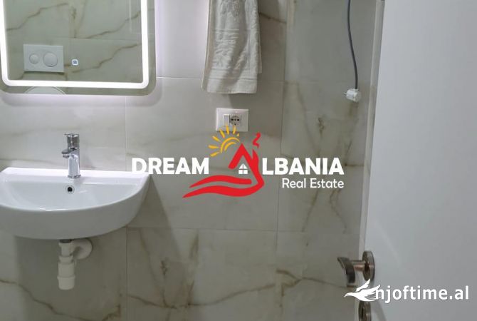 Shtepi me qera Apartament ne Tirane, 2+1, Mobilimi E mobiluar, Pagesa 650  Euro.