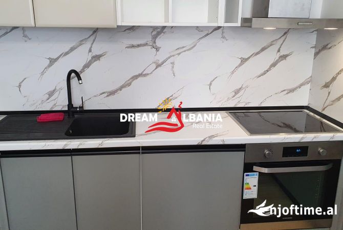 Shtepi me qera 2+1 ne Tirane - 650 Euro
