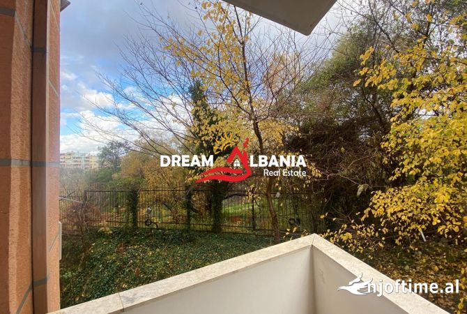 Shtepi me qera Apartament ne Tirane, 2+1, Mobilimi Bosh, pa mobiluar, Pagesa 500  Euro.