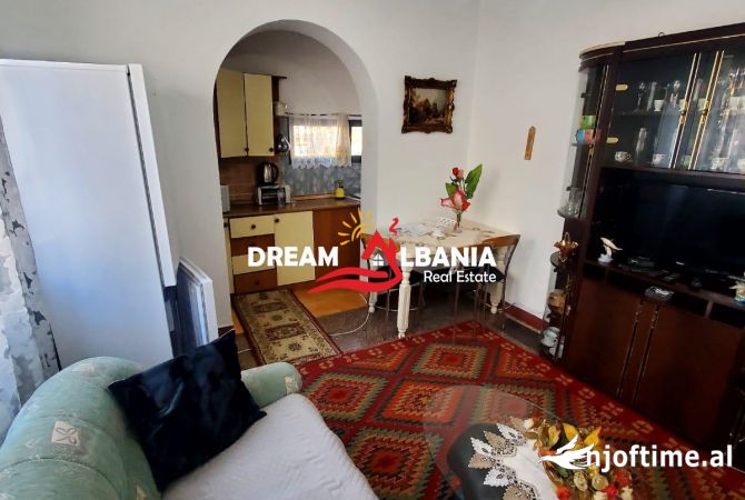 Shtepi me qera Apartament ne Tirane, 2+1, Mobilimi E mobiluar, Pagesa 45,000  Leke.