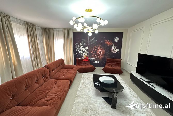 Shtepi me qera 3+1 ne Tirane - 1,100 Euro