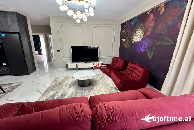 Shtepi me qera 3+1 ne Tirane - 1,100 Euro