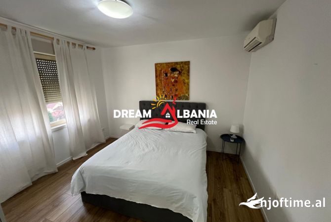 Shtepi me qera 2+1 ne Tirane - 1,105 Euro