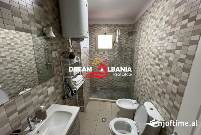 Shtepi me qera 2+1 ne Tirane - 1,105 Euro