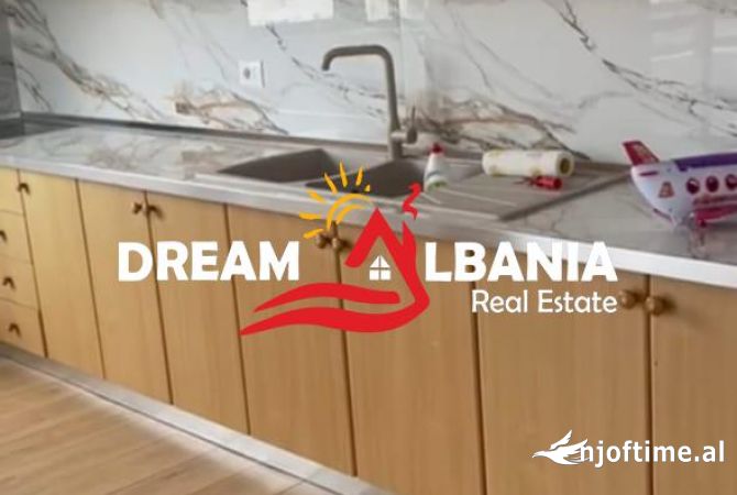 Shtepi me qera 2+1 ne Tirane - 900 Euro