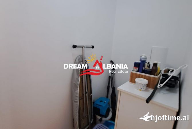 Shtepi me qera Apartament ne Tirane, 3+1, Mobilimi E mobiluar, Pagesa 1,600  Euro.