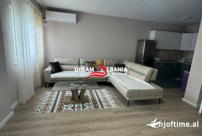 Shtepi me qera Apartament ne Tirane, 2+1, Mobilimi E mobiluar, Pagesa 500  Euro.