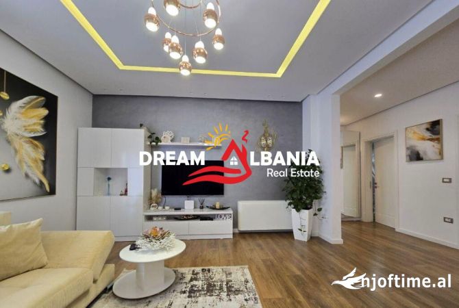 Shtepi ne shitje Apartament ne Tirane, 2+1, Mobilimi E mobiluar, Pagesa 300,000  Euro.