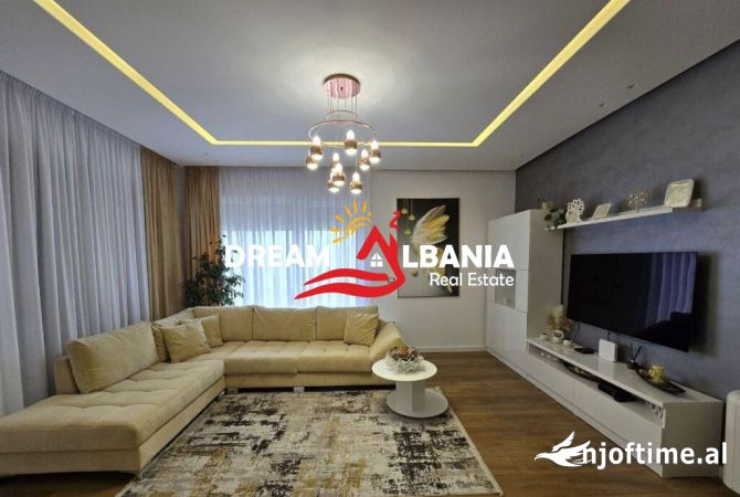Shtepi ne shitje 2+1 ne Tirane - 300,000 Euro