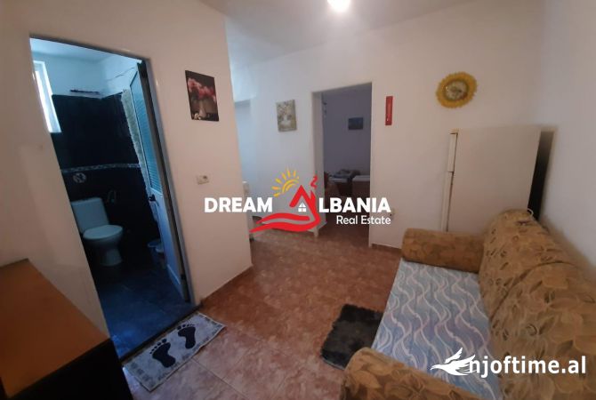 Shtepi me qera Apartament ne Tirane, 1+1, Mobilimi E mobiluar, Pagesa 410  Euro.