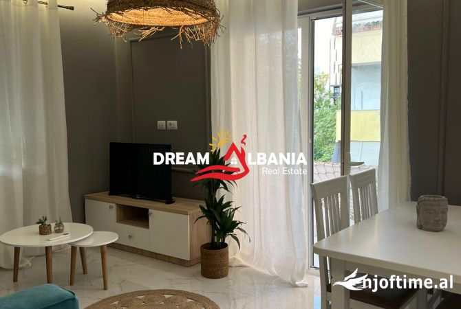 Shtepi me qera 2+1 ne Tirane - 750 Euro