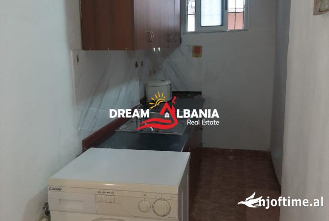 Shtepi me qera 1+1 ne Tirane - 410 Euro