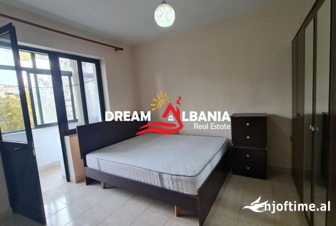Shtepi ne shitje Apartament ne Tirane, 1+1, Mobilimi Bosh, pa mobiluar, Pagesa 110,000  Euro.