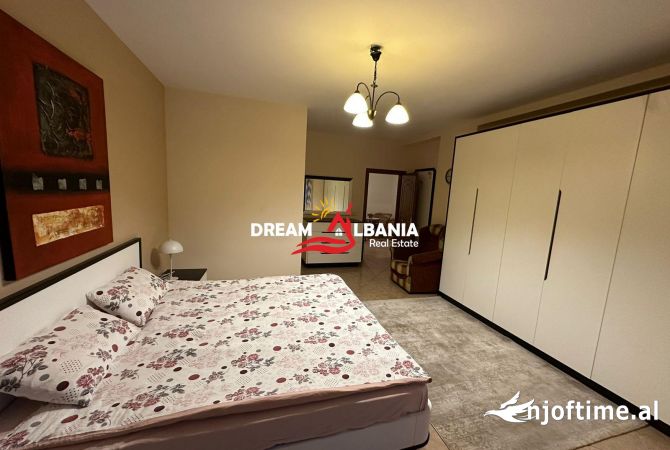 Shtepi me qera Apartament ne Tirane, 2+1, Mobilimi E mobiluar, Pagesa 600  Euro.