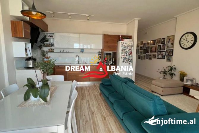 Shtepi ne shitje 3+1 ne Vlore - 318,000 Euro