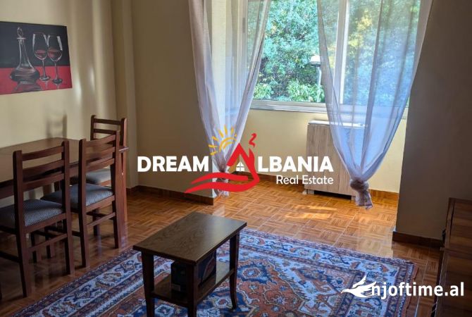 Shtepi me qera Apartament ne Tirane, 2+1, Mobilimi E mobiluar, Pagesa 550  Euro.