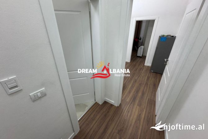 Shtepi ne shitje Apartament ne Tirane, 1+1, Mobilimi E mobiluar, Pagesa 80,000  Euro.