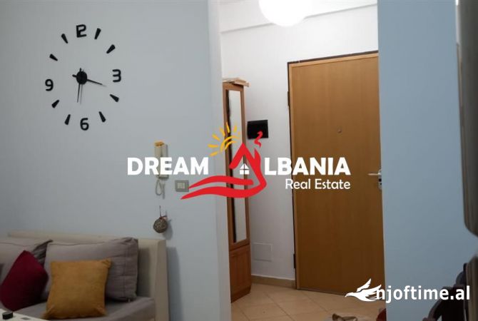 Shtepi me qera 2+1 ne Tirane - 50,000 Leke