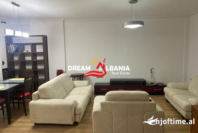 Shtepi me qera 2+1 ne Tirane - 800 Euro