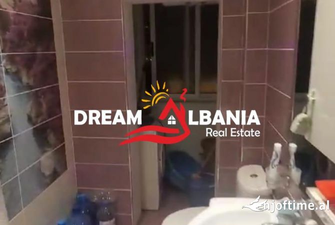 Shtepi ne shitje Apartament ne Tirane, 2+1, Mobilimi E mobiluar, Pagesa 132,000  Euro.