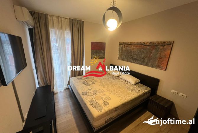 Shtepi ne shitje Apartament ne Tirane, 2+1, Mobilimi E mobiluar, Pagesa 290,000  Euro.