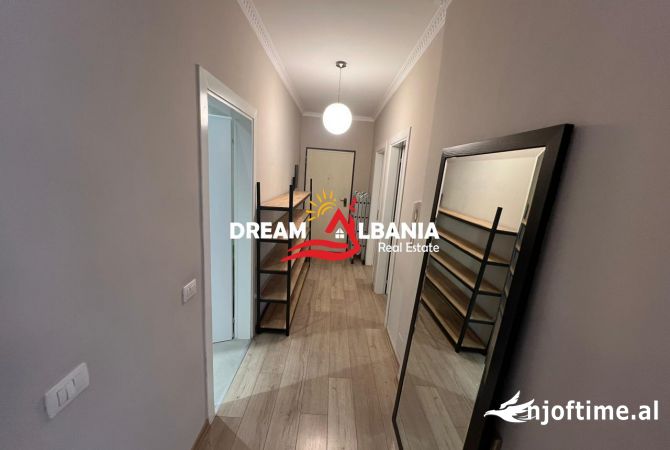 Shtepi ne shitje Apartament ne Tirane, 2+1, Mobilimi E mobiluar, Pagesa 290,000  Euro.
