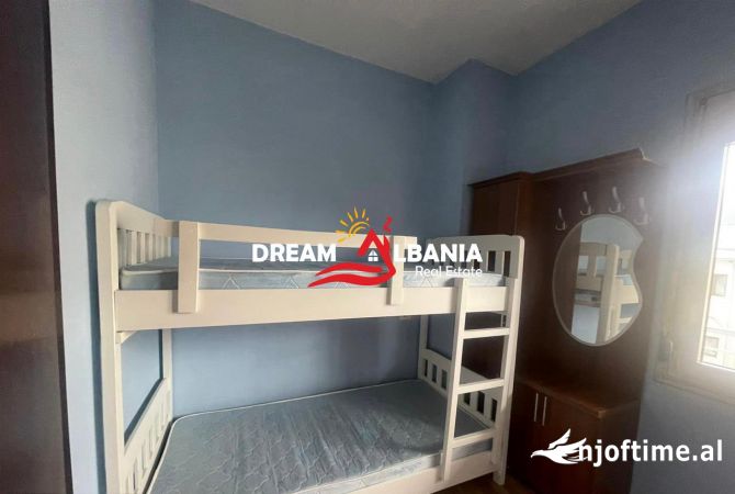 Shtepi me qera Apartament ne Tirane, 4+1, Mobilimi E mobiluar, Pagesa 1,350  Euro.