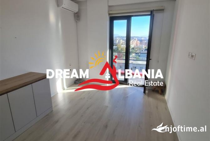 Shtepi me qera Apartament ne Tirane, 3+1, Mobilimi Bosh, pa mobiluar, Pagesa 750  Euro.