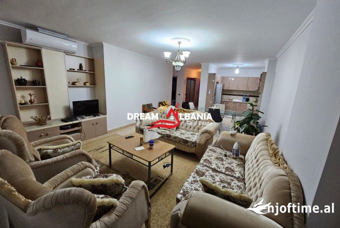 Shtepi ne shitje 2+1 ne Tirane - 210,000 Euro