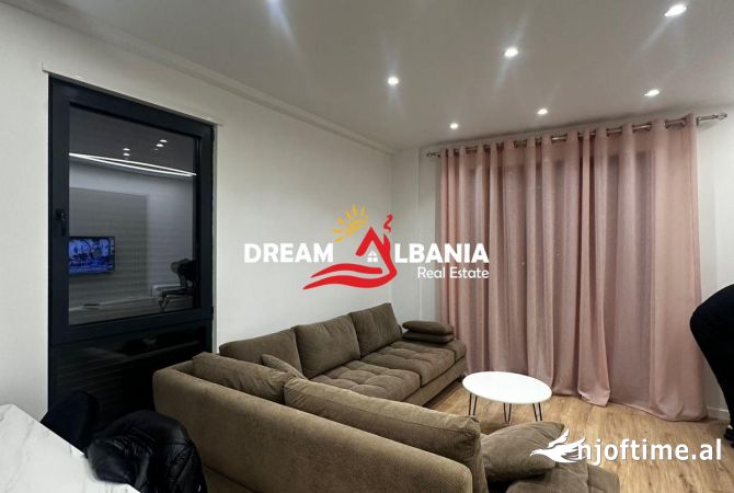 Shtepi me qera 2+1 ne Tirane - 700 Euro