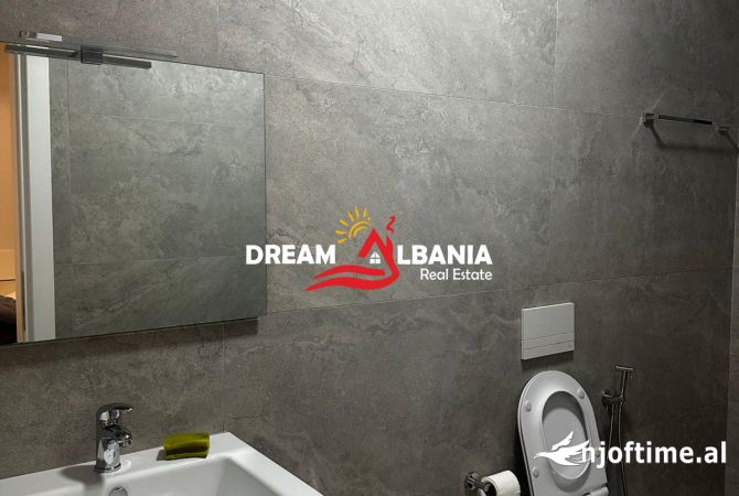Shtepi me qera Apartament ne Tirane, 2+1, Mobilimi E mobiluar, Pagesa 700  Euro.