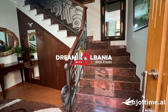 Shtepi me qera 4+1 ne Tirane - 1,300 Euro