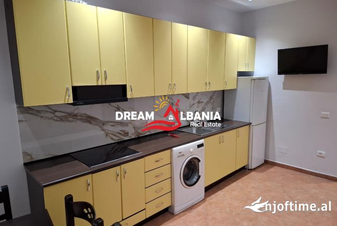 Shtepi me qera 1+1 ne Tirane - 40,000 Leke