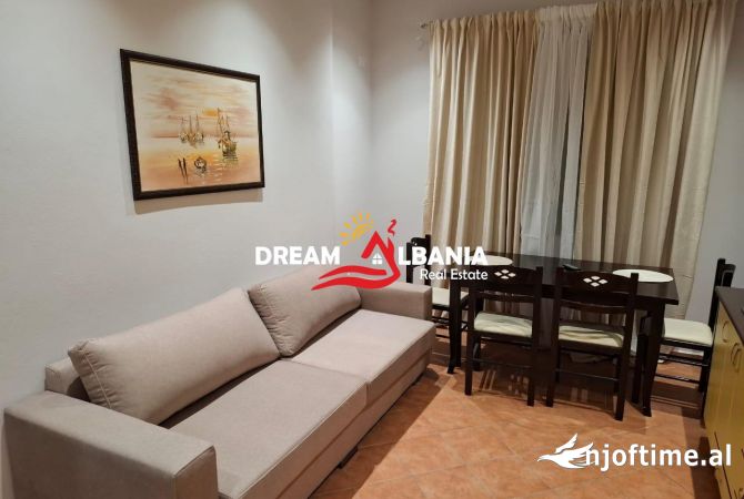 Shtepi me qera 1+1 ne Tirane - 40,000 Leke