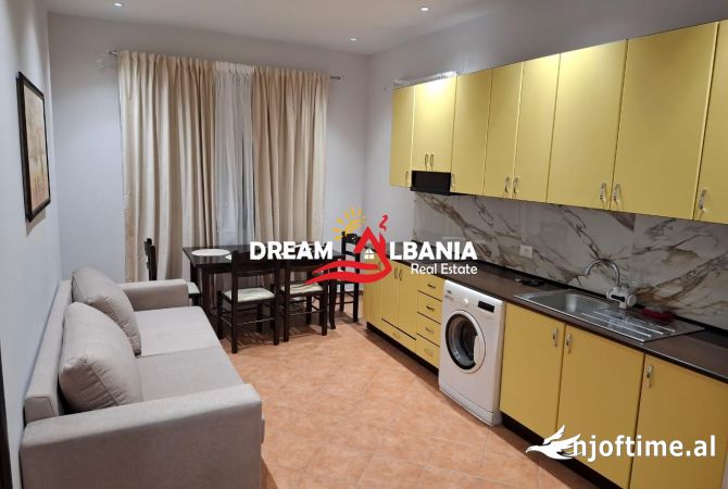 Shtepi me qera 1+1 ne Tirane - 40,000 Leke