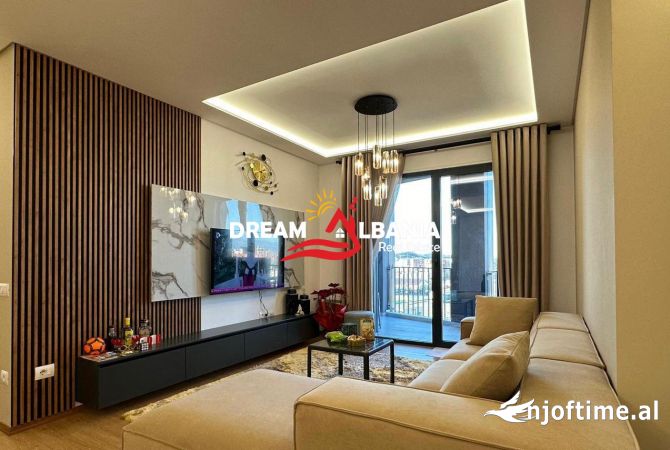 Shtepi me qera 2+1 ne Tirane - 900 Euro