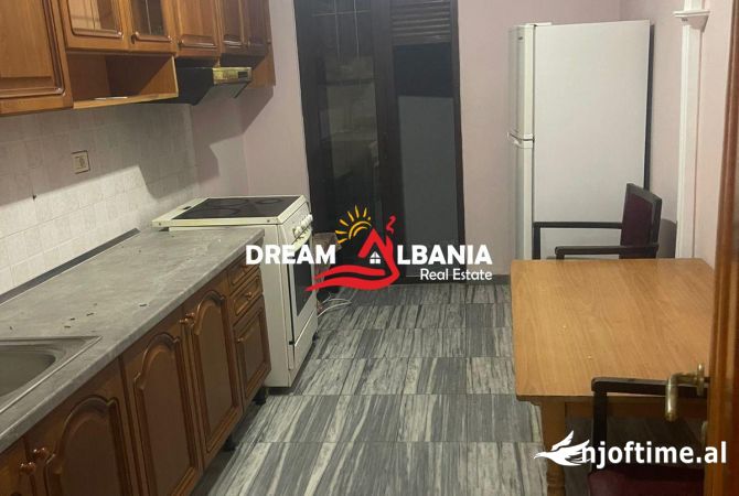 Shtepi me qera 2+1 ne Tirane - 40,000 Leke
