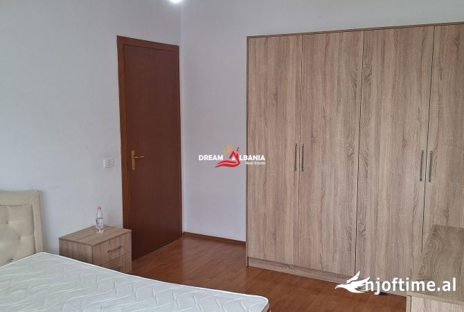 Shtepi me qera Apartament ne Tirane, 1+1, Mobilimi E mobiluar, Pagesa 550  Euro.