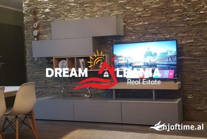 Shtepi me qera Apartament ne Tirane, 2+1, Mobilimi E mobiluar, Pagesa 680  Euro.