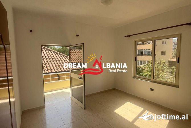 Apartament 3+1+2 per Qera tek Stadiumi Dinamo ne Tirane (ID 4231080)