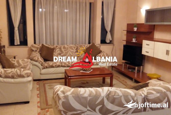 Shtepi me qera 2+1 ne Tirane - 1,000 Euro