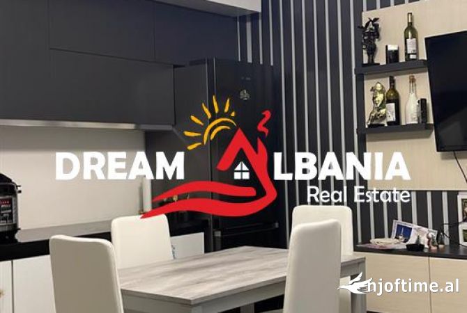 Shtepi ne shitje Apartament ne Tirane, 1+1, Mobilimi E mobiluar, Pagesa 103,000  Euro.